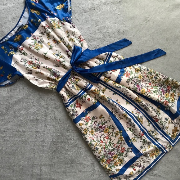 Modcloth Dresses & Skirts - Modcloth Sunlit Reverie Floral Silky Belted Dress